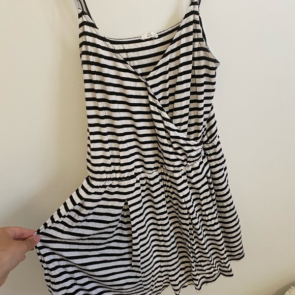 Flowy romper - Picture 2 of 3